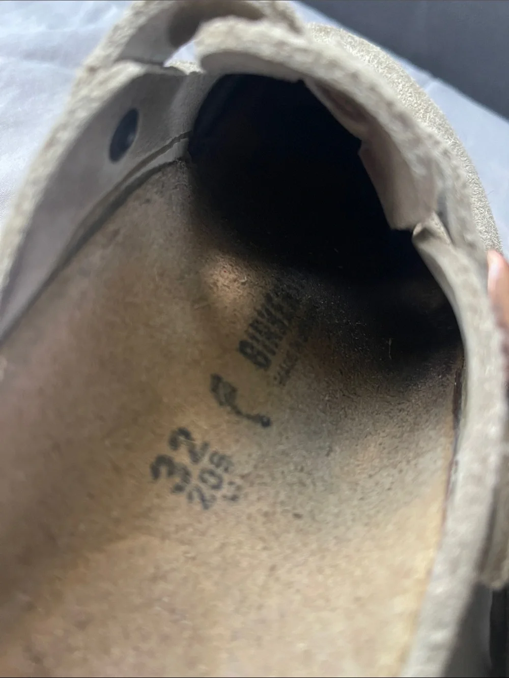 Birkenstock Kids Suede Slip-On Clogs in Beige with Buckle size 32
